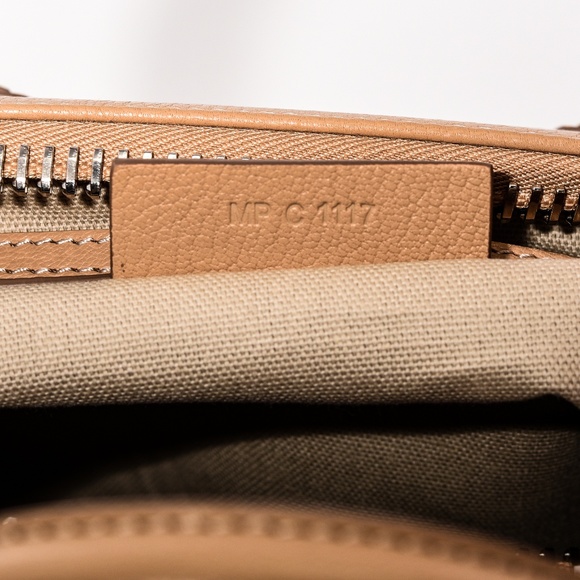 Givenchy Medium Antigona Light Beige Leather Bag - Picture 7 of 8